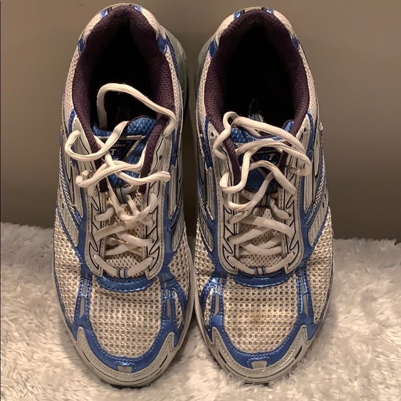 Womens Sz 8 Brooks Adrenaline GTS 8. GUC - Picture 8 of 10